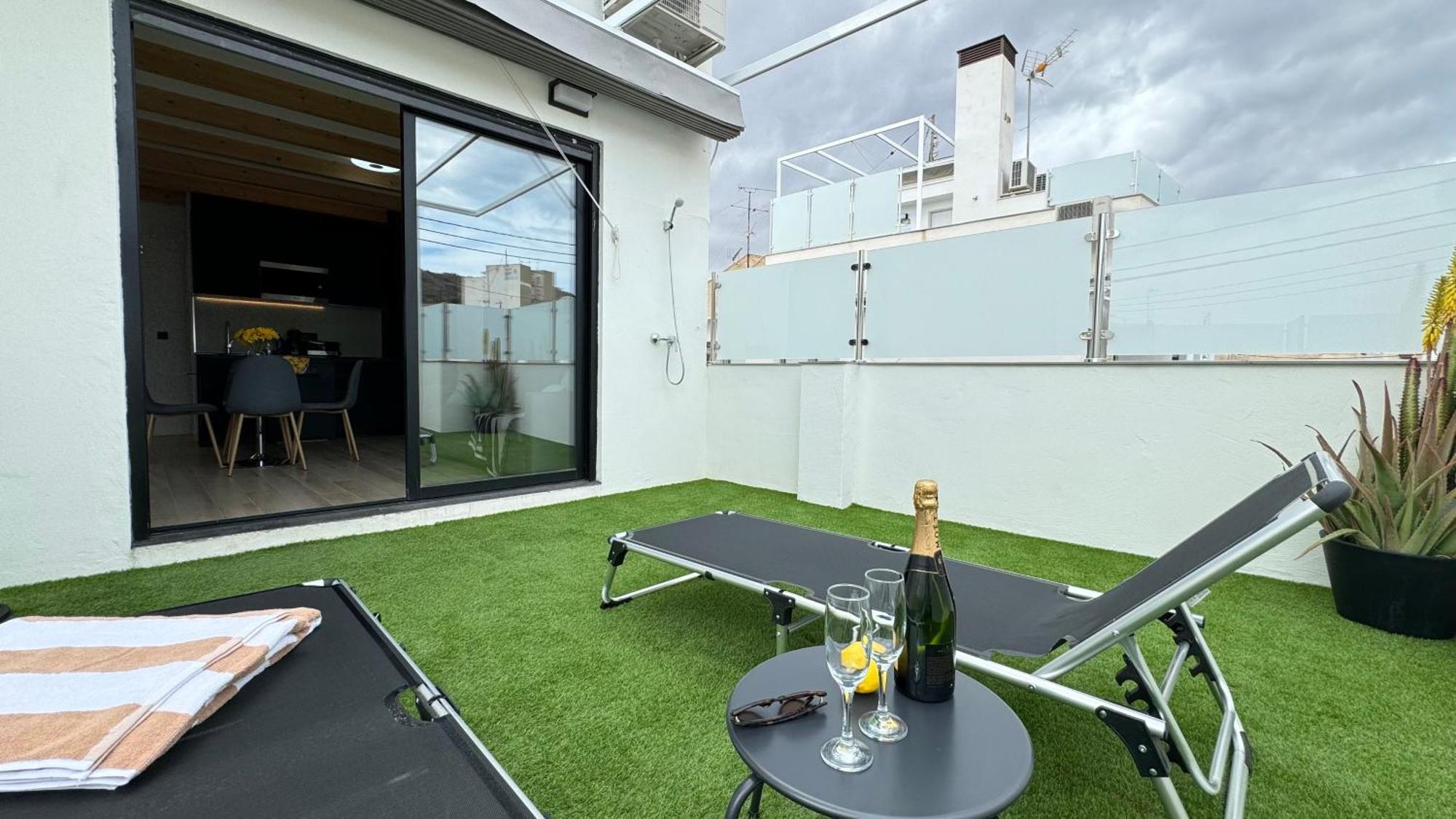 Apart-Hotel Happy Life Аликанте Экстерьер фото